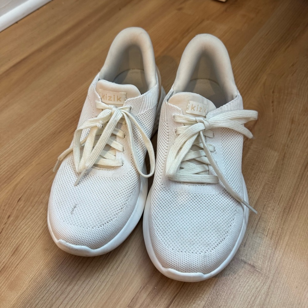 Kizik White Sneakers
